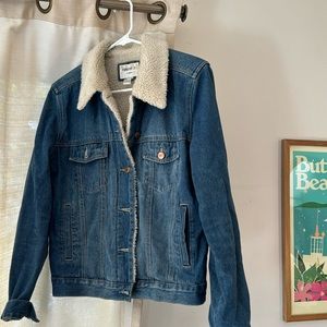 Forever 21 Denim Jacket with Sherpa Lining Size S